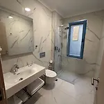 Nisa فندق جوندا