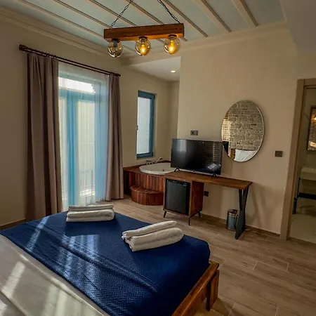 Nisa Hotel 3*