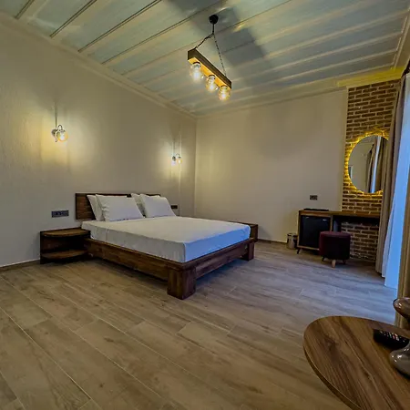 Hotel Nisa Cunda